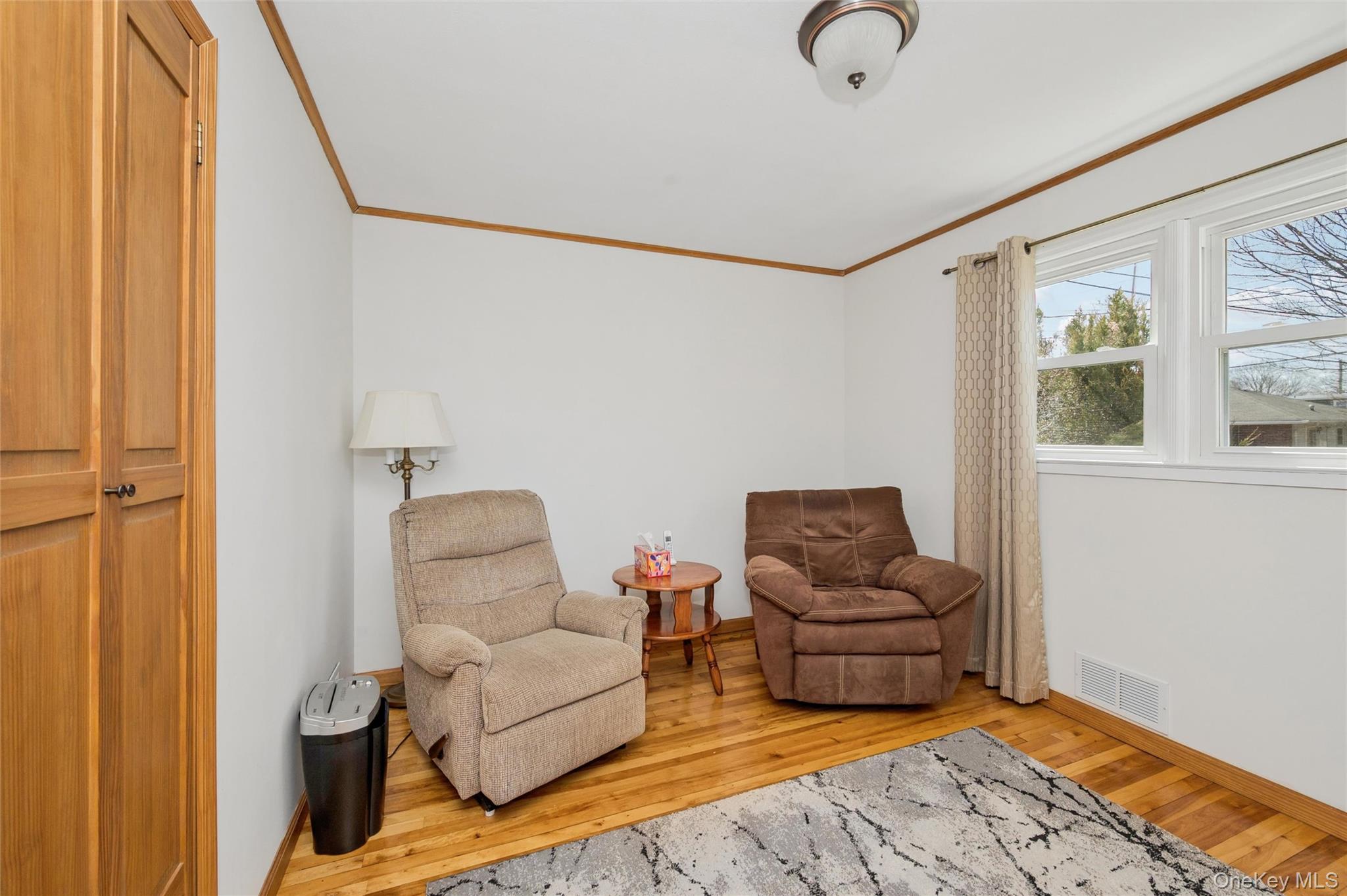 #10 photo, 310 S 16th Street, Саффолк ‖ Lindenhurst , NY 11757