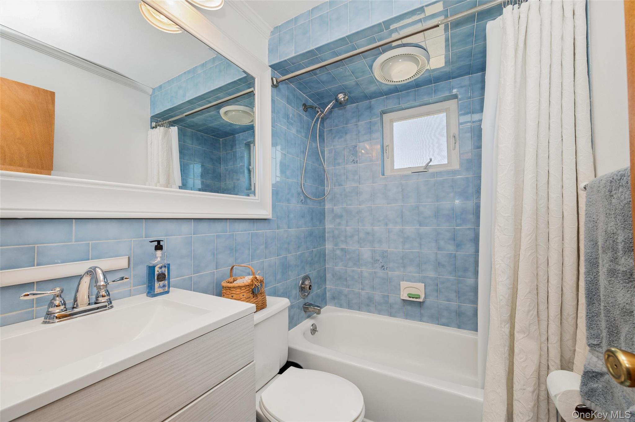 #11 photo, 310 S 16th Street, Саффолк ‖ Lindenhurst , NY 11757