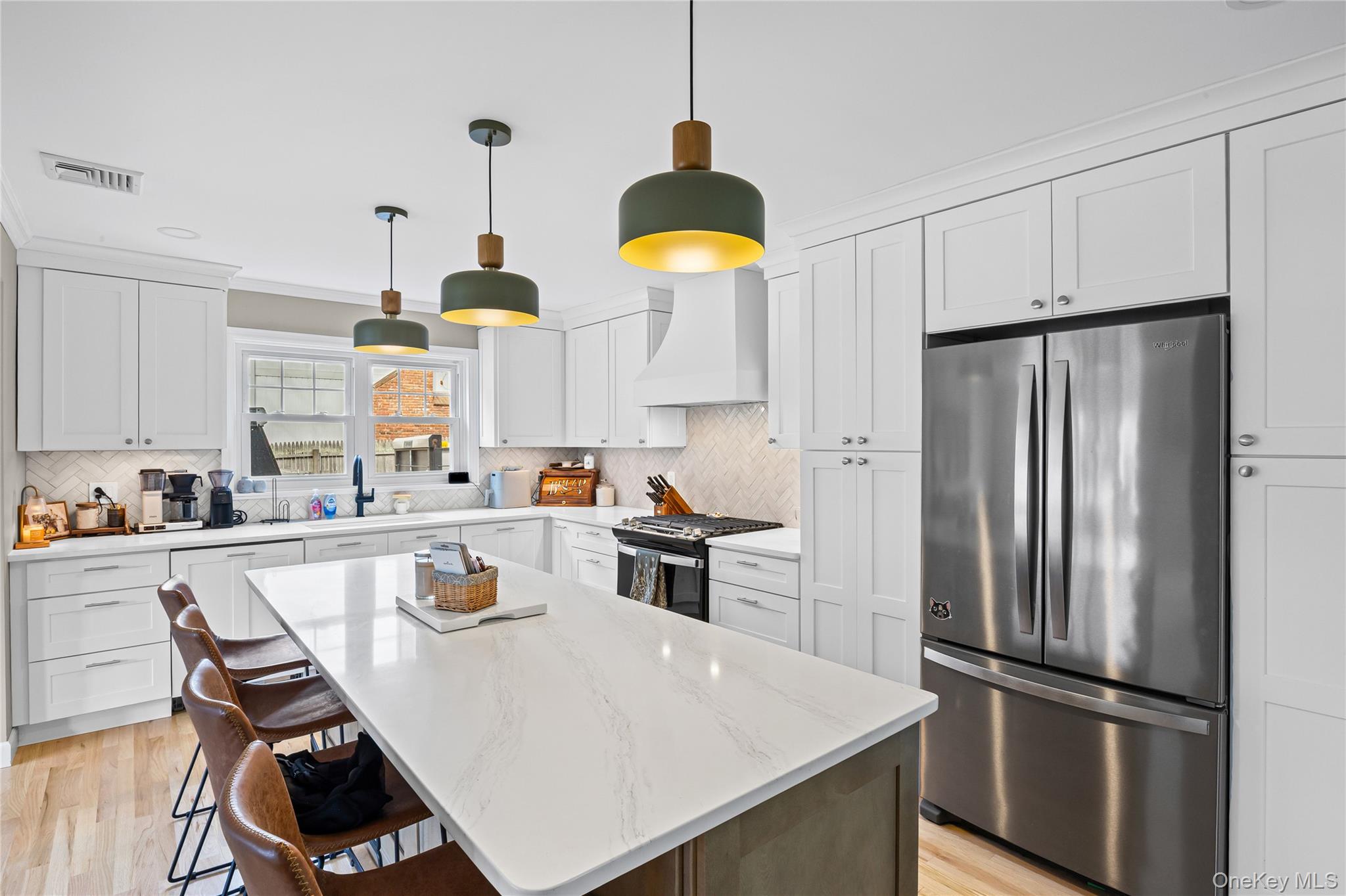 #9 photo, 41 Gillette Avenue, Bayport , NY 11705