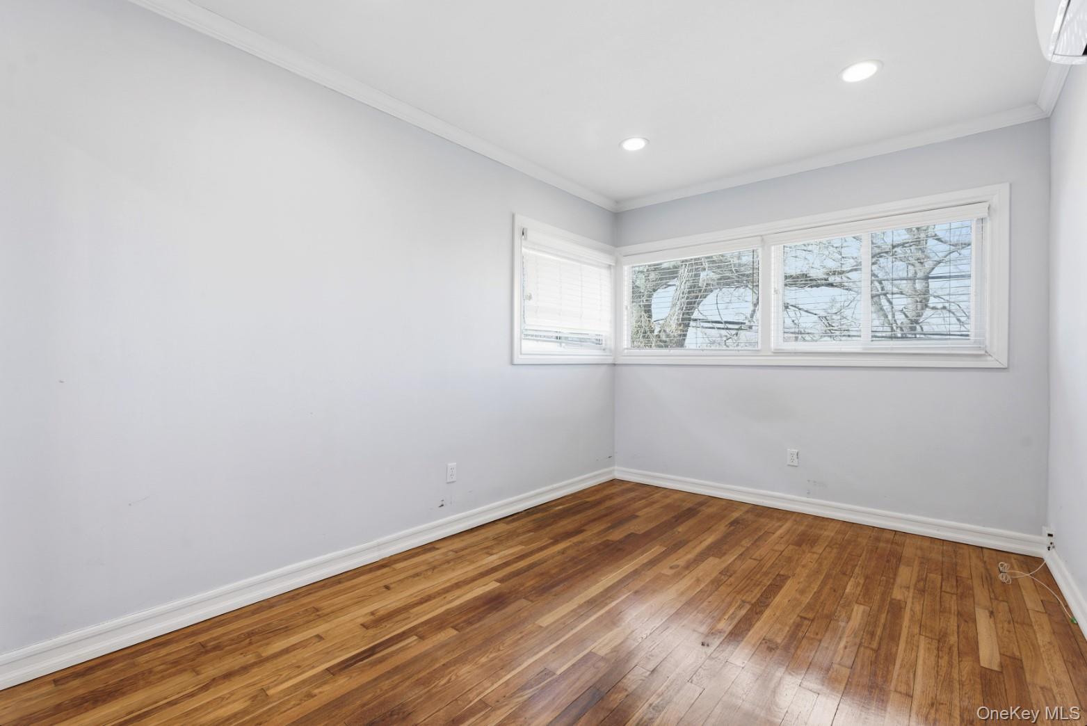 #10 photo, 1374 Prospect Avenue, 롱 아일랜드 East Meadow , NY 11554