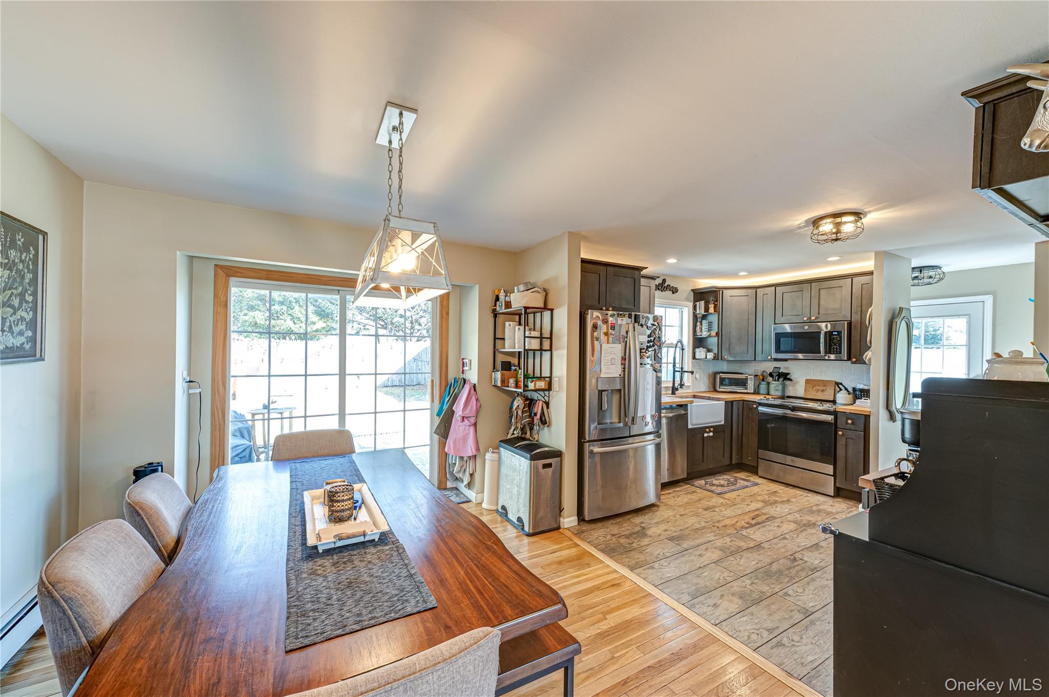 #5 photo, 9 Leeds Street, 東長島 亨廷顿 South Huntington , NY 11746