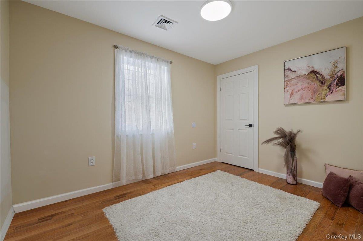 #17 photo, 143-61 230th Street, קווינס Laurelton , NY 11413