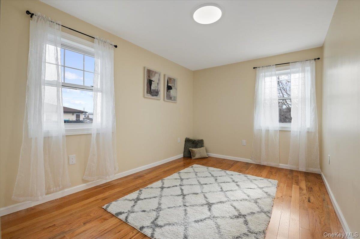 #20 photo, 143-61 230th Street, קווינס Laurelton , NY 11413