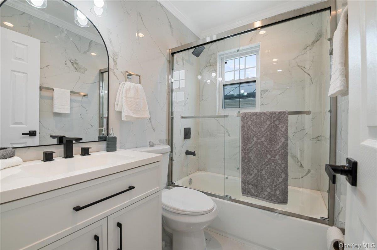 #8 photo, 143-61 230th Street, קווינס Laurelton , NY 11413