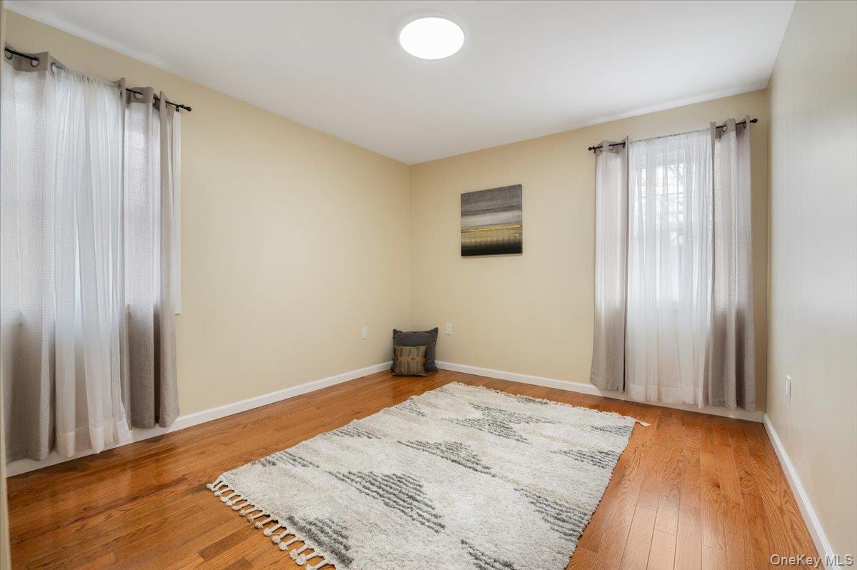 #9 photo, 143-61 230th Street, קווינס Laurelton , NY 11413