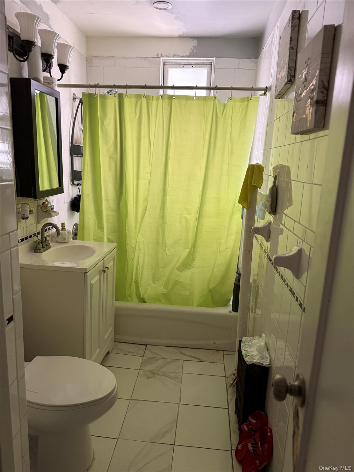 #13 photo, 1049 Ward Avenue, Bronx , NY 10472