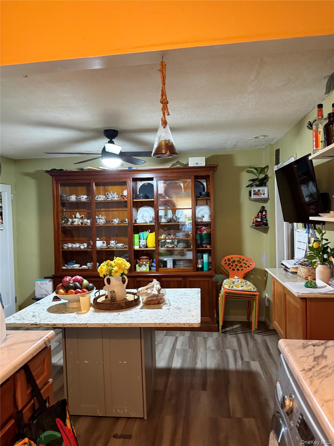 #15 photo, 1049 Ward Avenue, Bronx , NY 10472