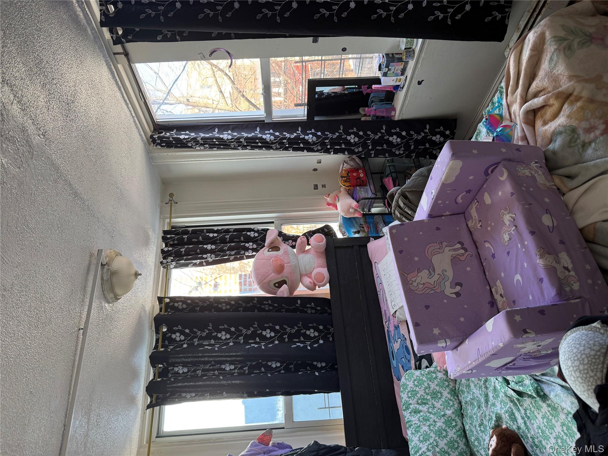 #18 photo, 1049 Ward Avenue, Bronx , NY 10472