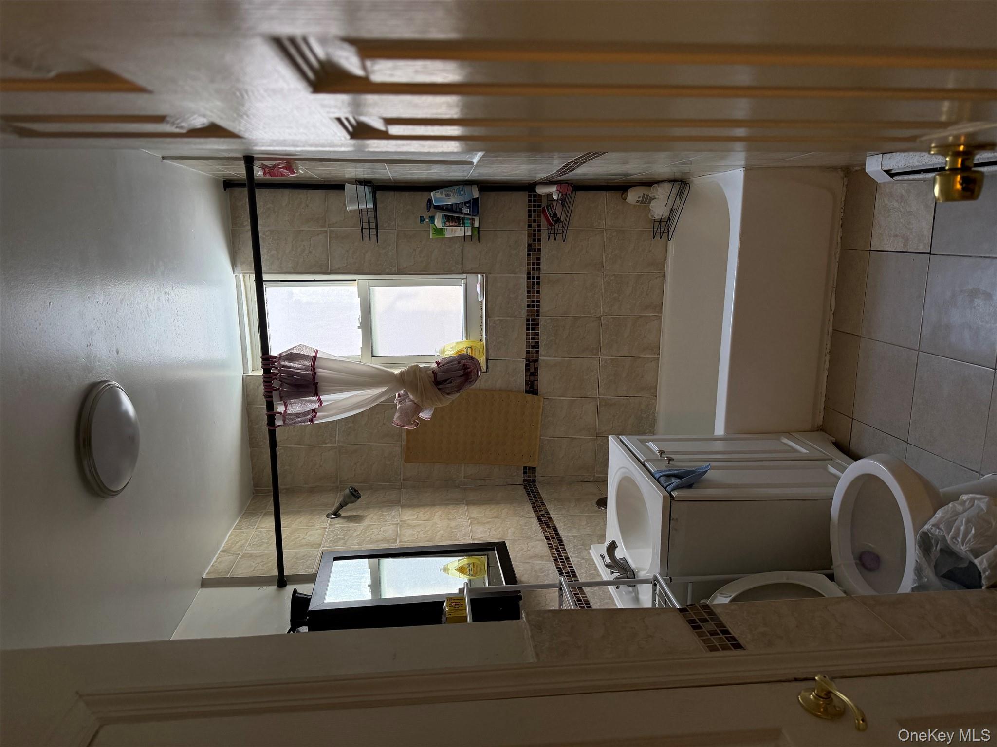 #20 photo, 1049 Ward Avenue, Bronx , NY 10472