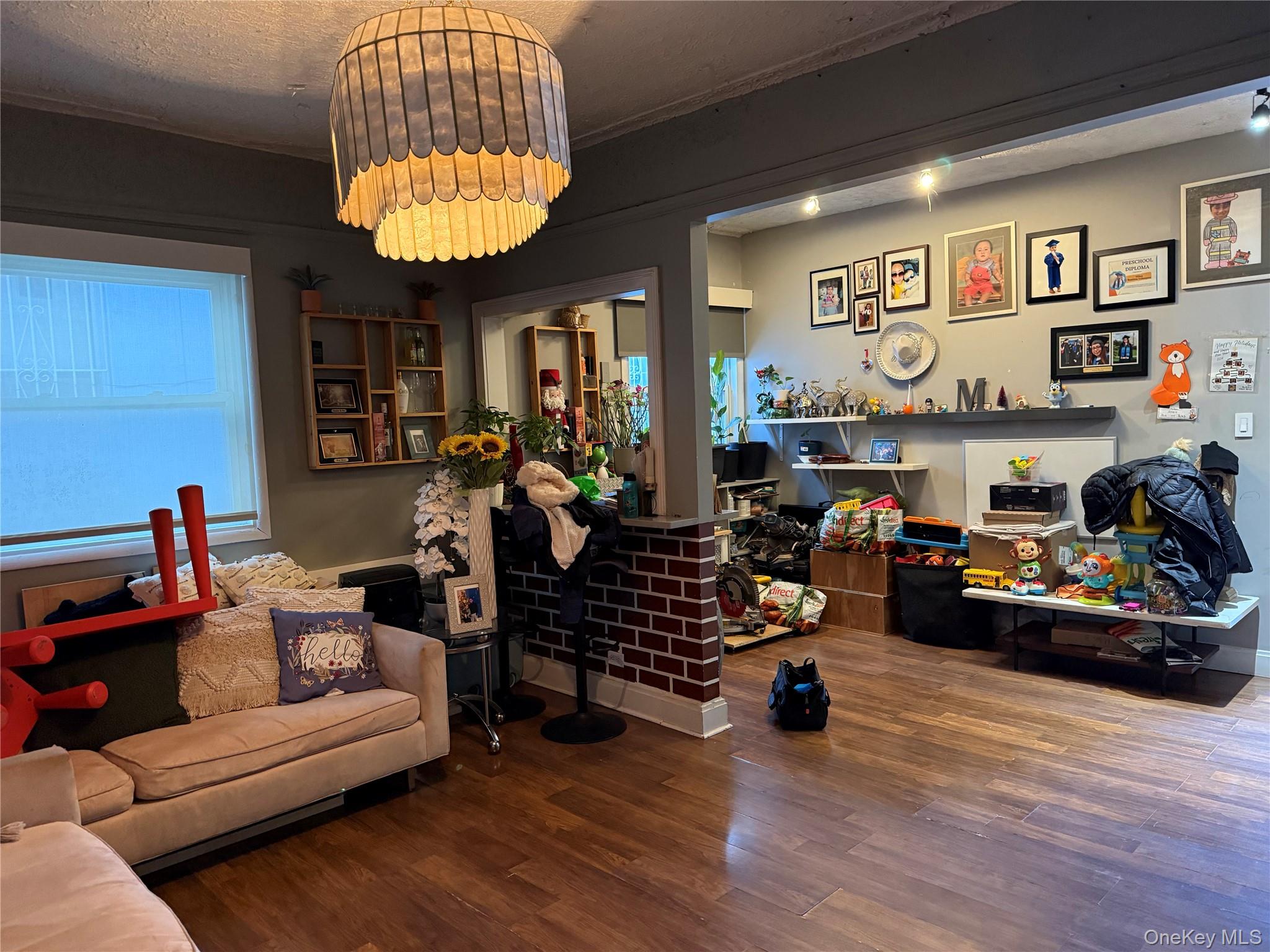 #8 photo, 1049 Ward Avenue, Bronx , NY 10472