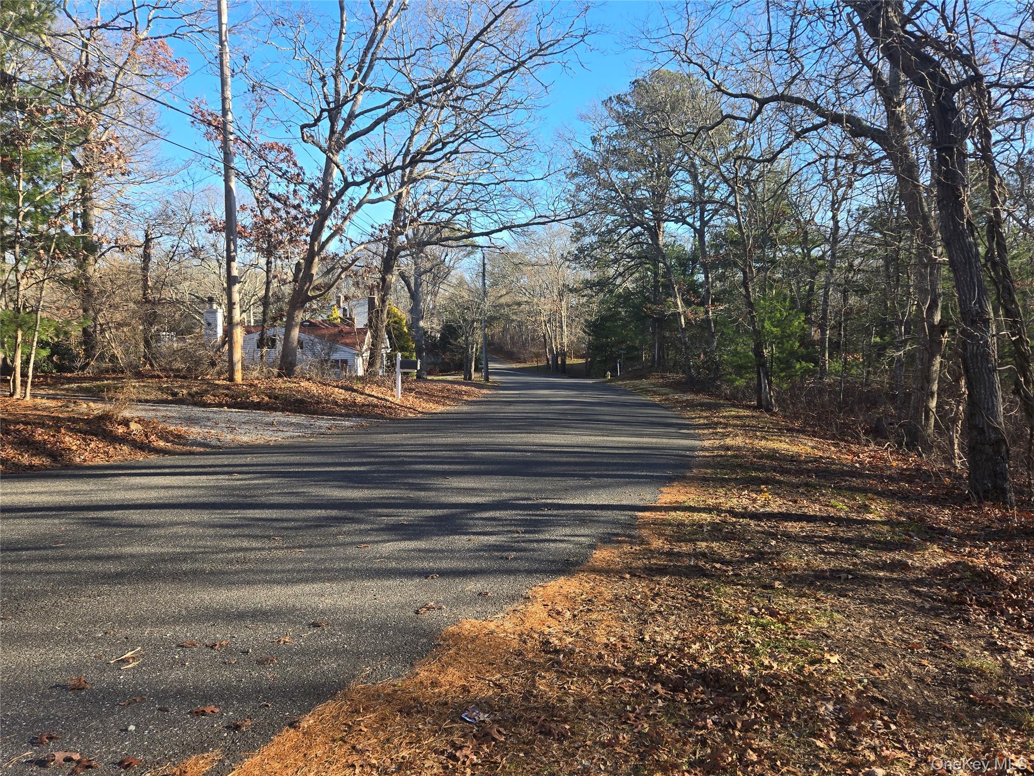 #1 photo, 68 Big Fresh Pond Road, Саффолк ‖ Southampton , NY 11968