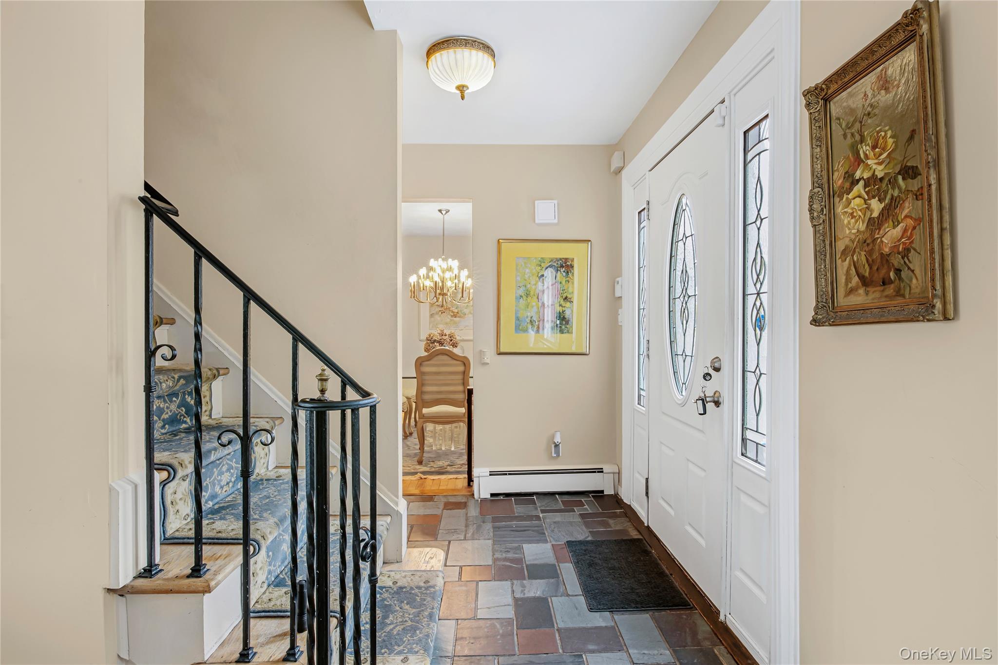 #20 photo, 35 High Hills Lane, Huntington Station , NY 11746