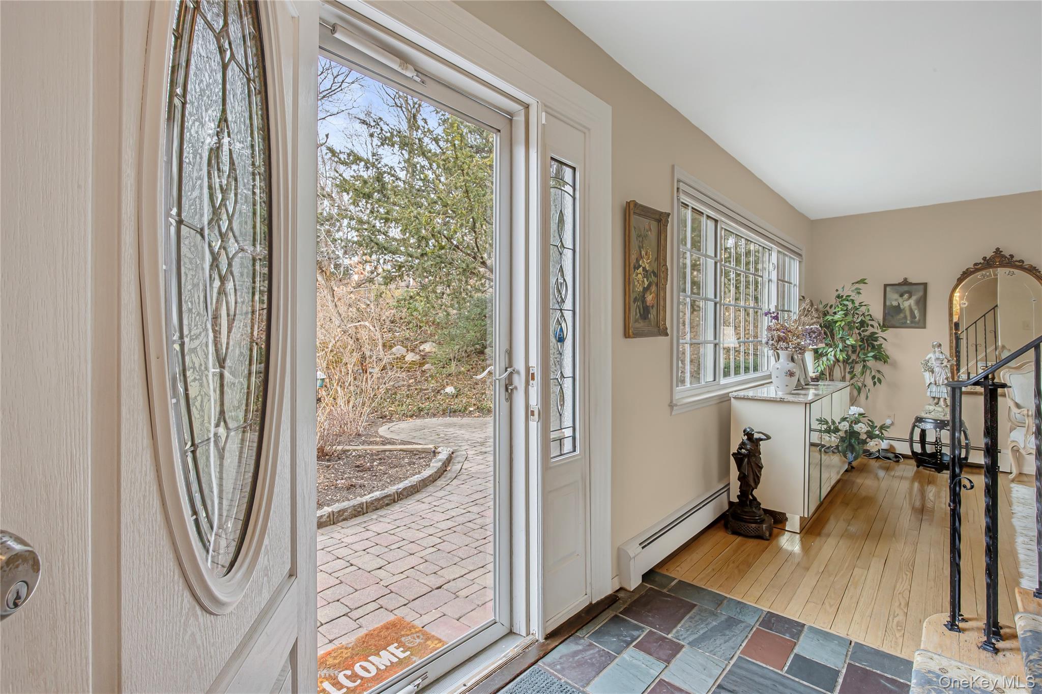 #3 photo, 35 High Hills Lane, Huntington Station , NY 11746