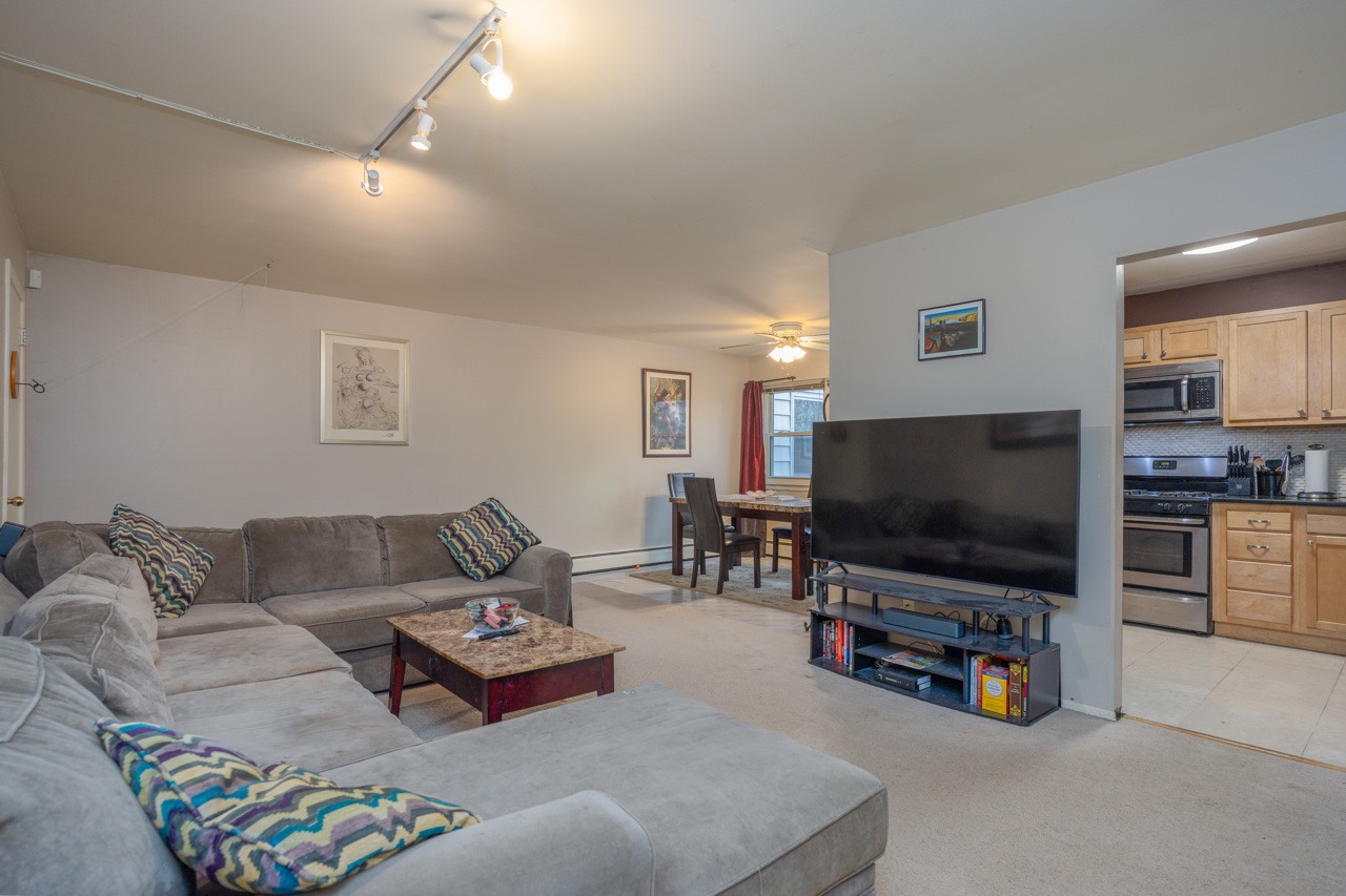 #4 photo, 54 Parkside Drive, Suffern , NY 10901