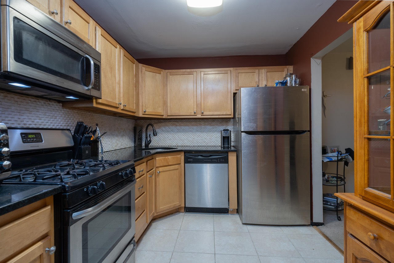 #6 photo, 54 Parkside Drive, Suffern , NY 10901