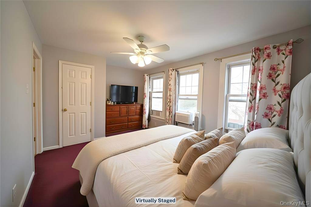 #10 photo, 6204 62nd Road, Куинс ‖ Middle Village , NY 11379