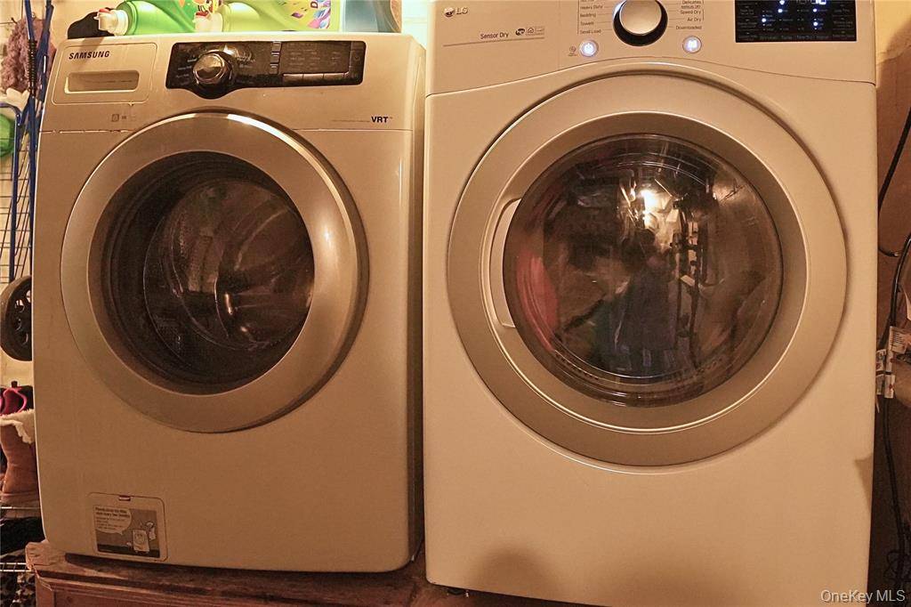 #8 photo, 6204 62nd Road, Куинс ‖ Middle Village , NY 11379