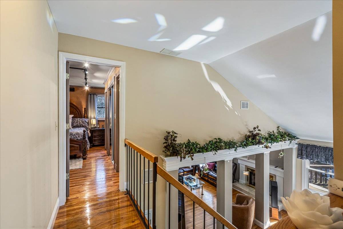 #21 photo, 4 Andover Pl, 东长岛 亨廷顿 Huntington , NY 11743