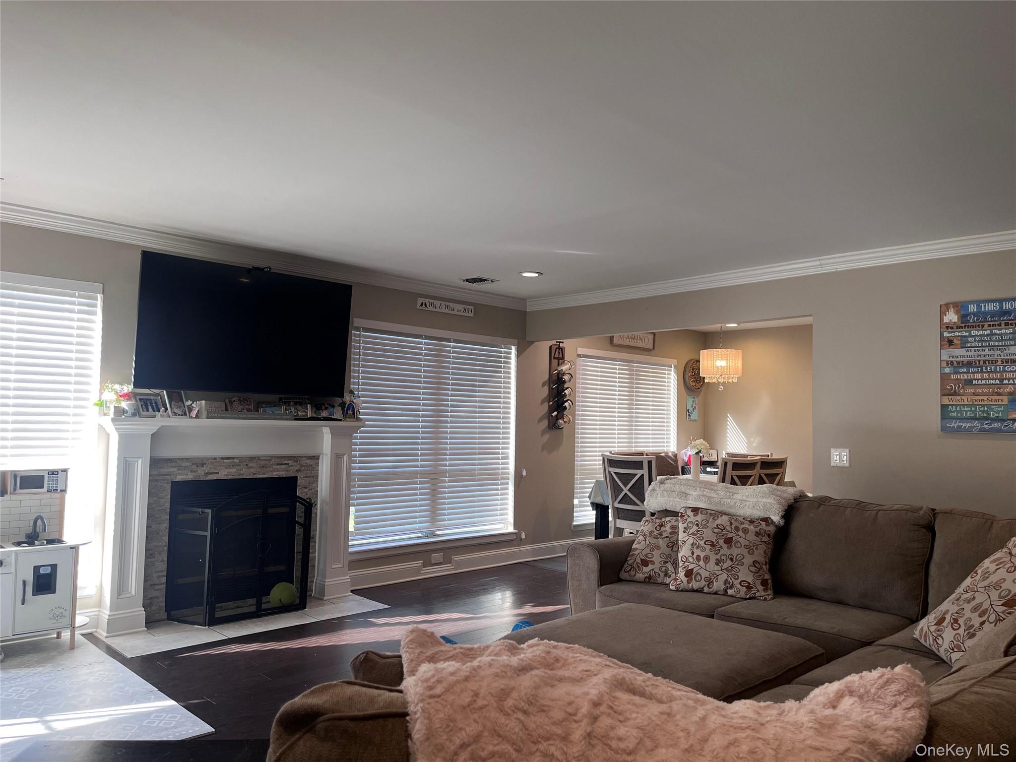 #5 photo, 35 Vista Drive, Manorville , NY 11949