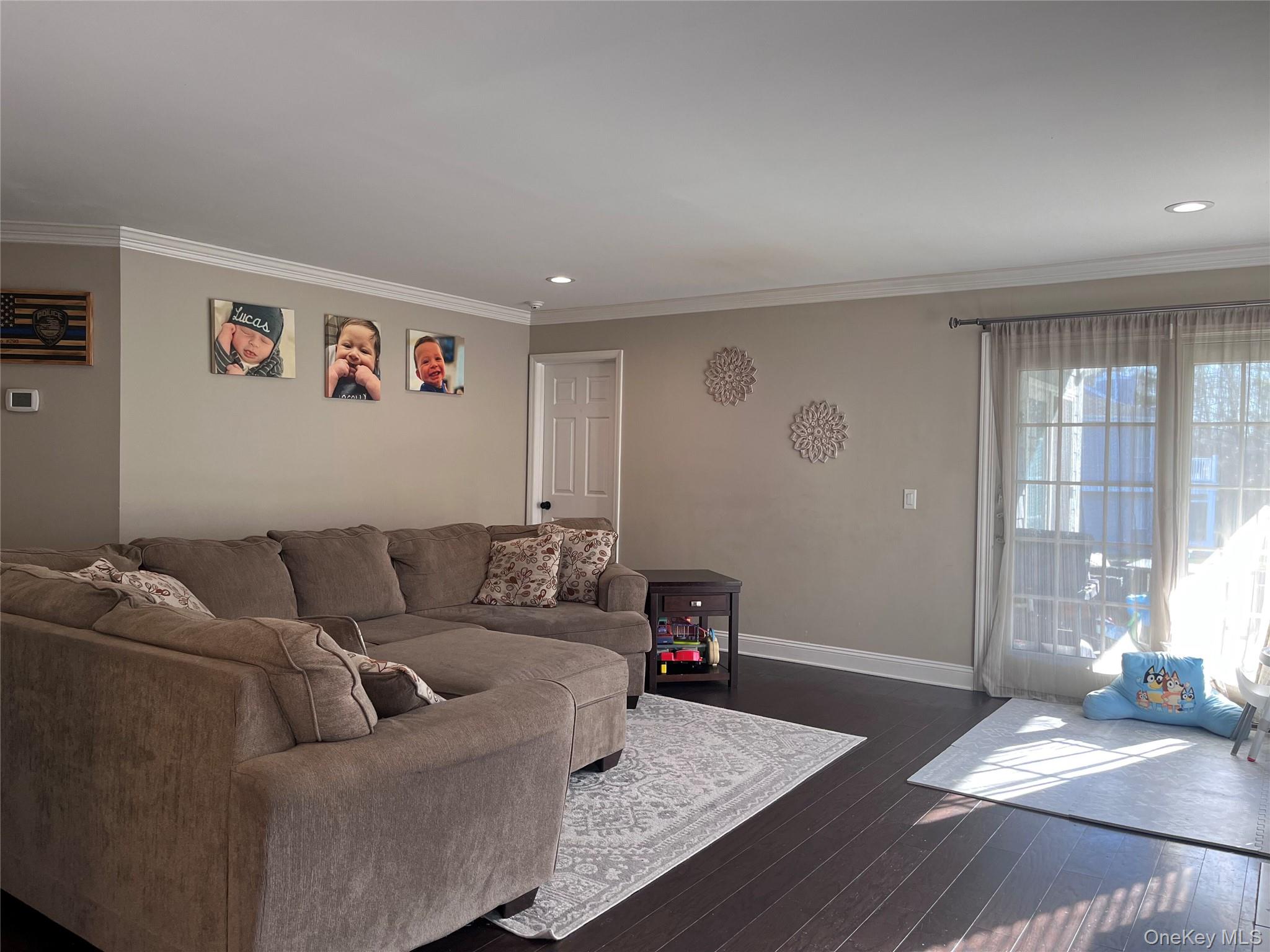 #9 photo, 35 Vista Drive, Manorville , NY 11949