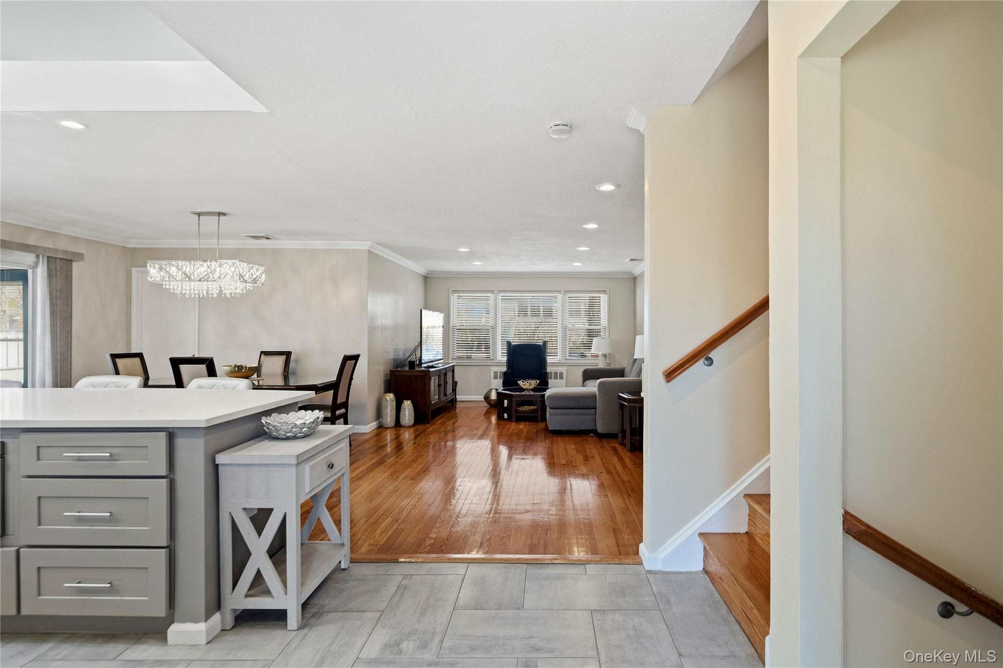 #6 photo, 70 Forest Road, ناسو Valley Stream , NY 11581