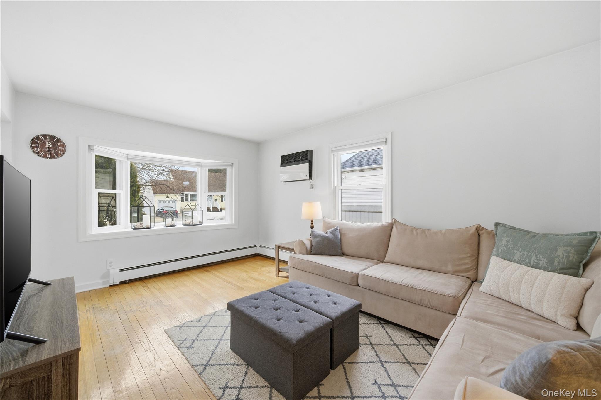 #13 photo, 3031 Lowell Avenue, 长岛 Wantagh , NY 11793