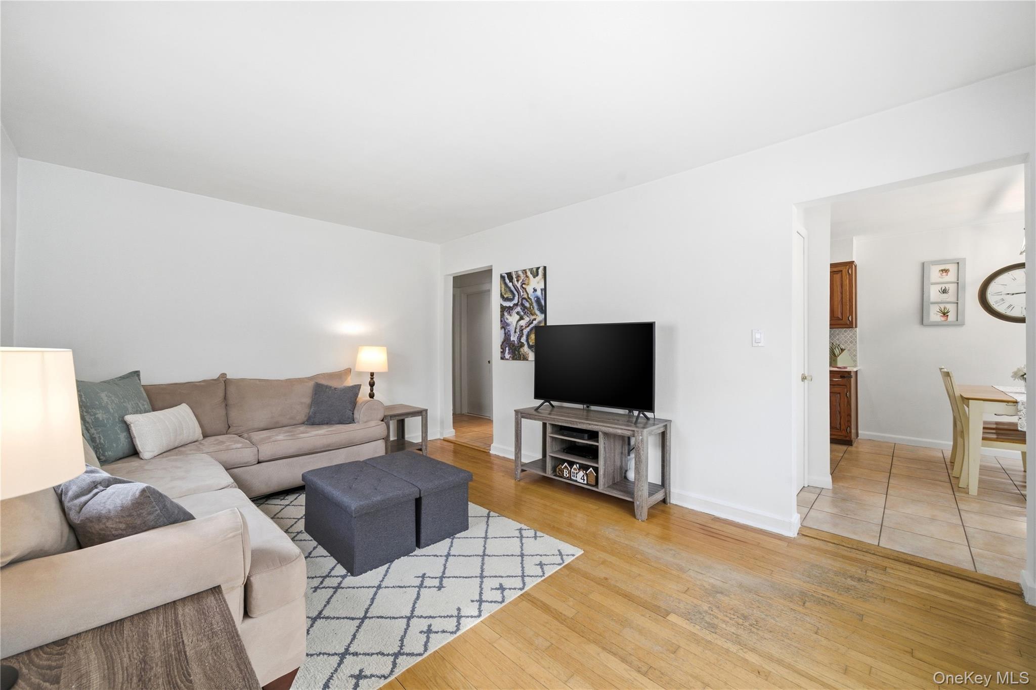 #14 photo, 3031 Lowell Avenue, 长岛 Wantagh , NY 11793