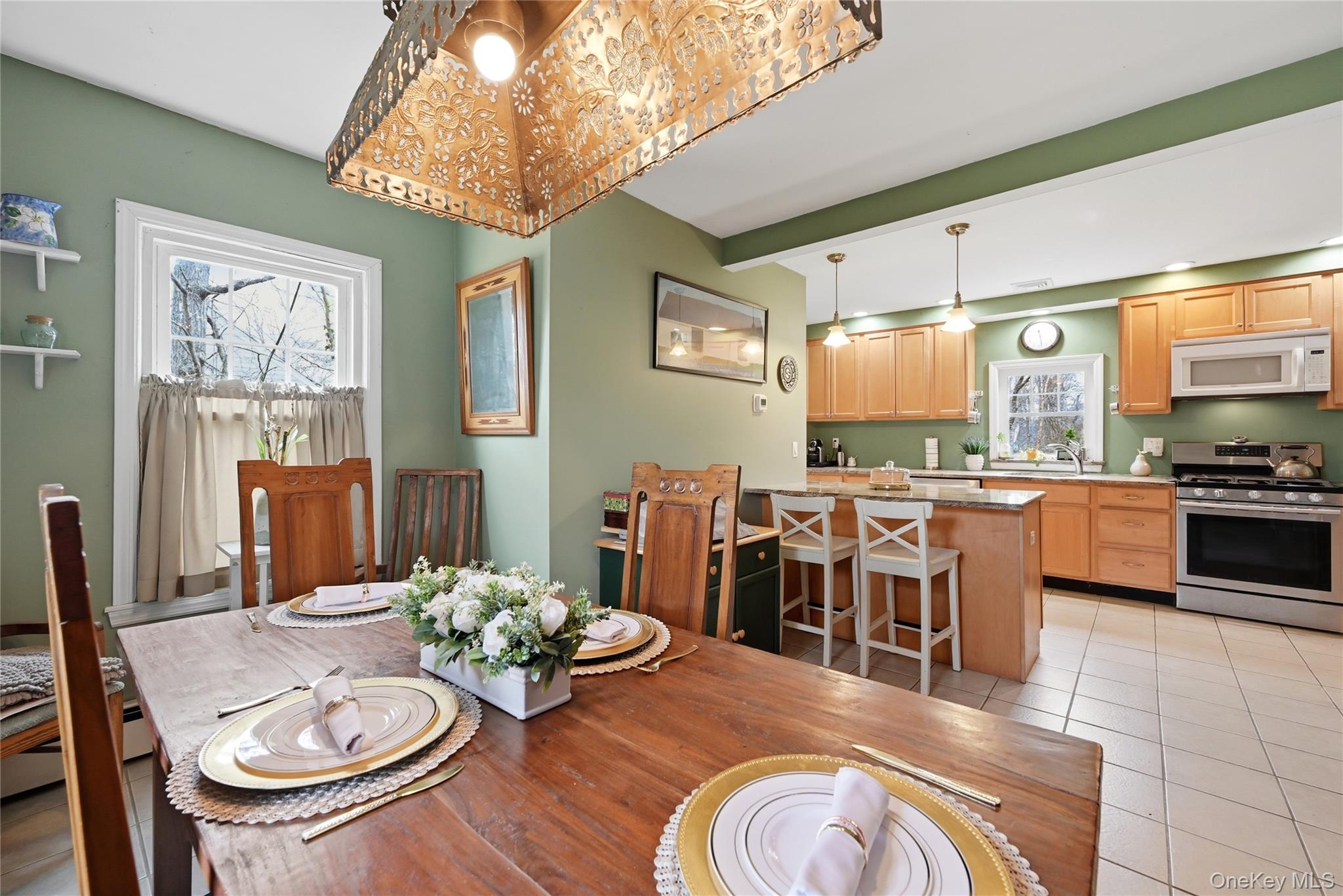 #17 photo, 21 King Street, Hampton Bays , NY 11946