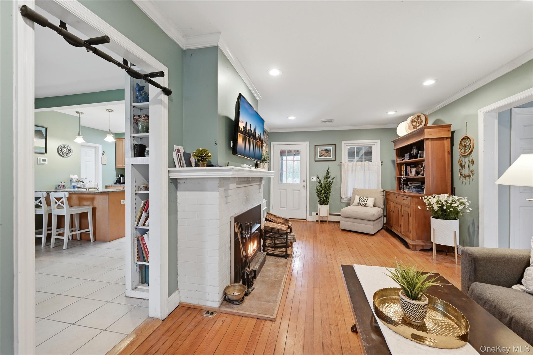 #20 photo, 21 King Street, Hampton Bays , NY 11946