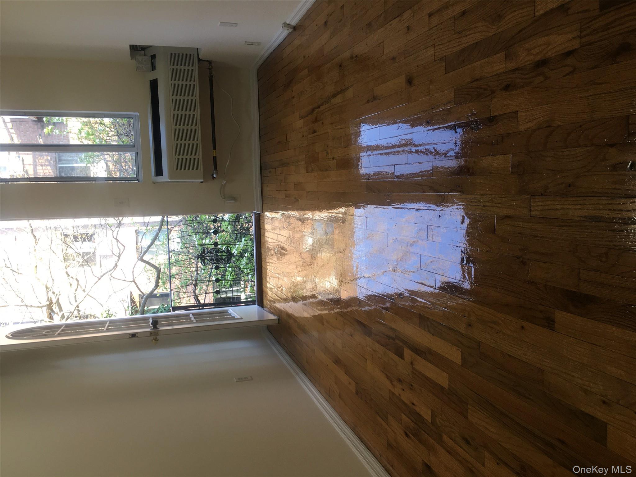 #6 photo, 14144 84th Road, Куинс ‖ Jamaica , NY 11435