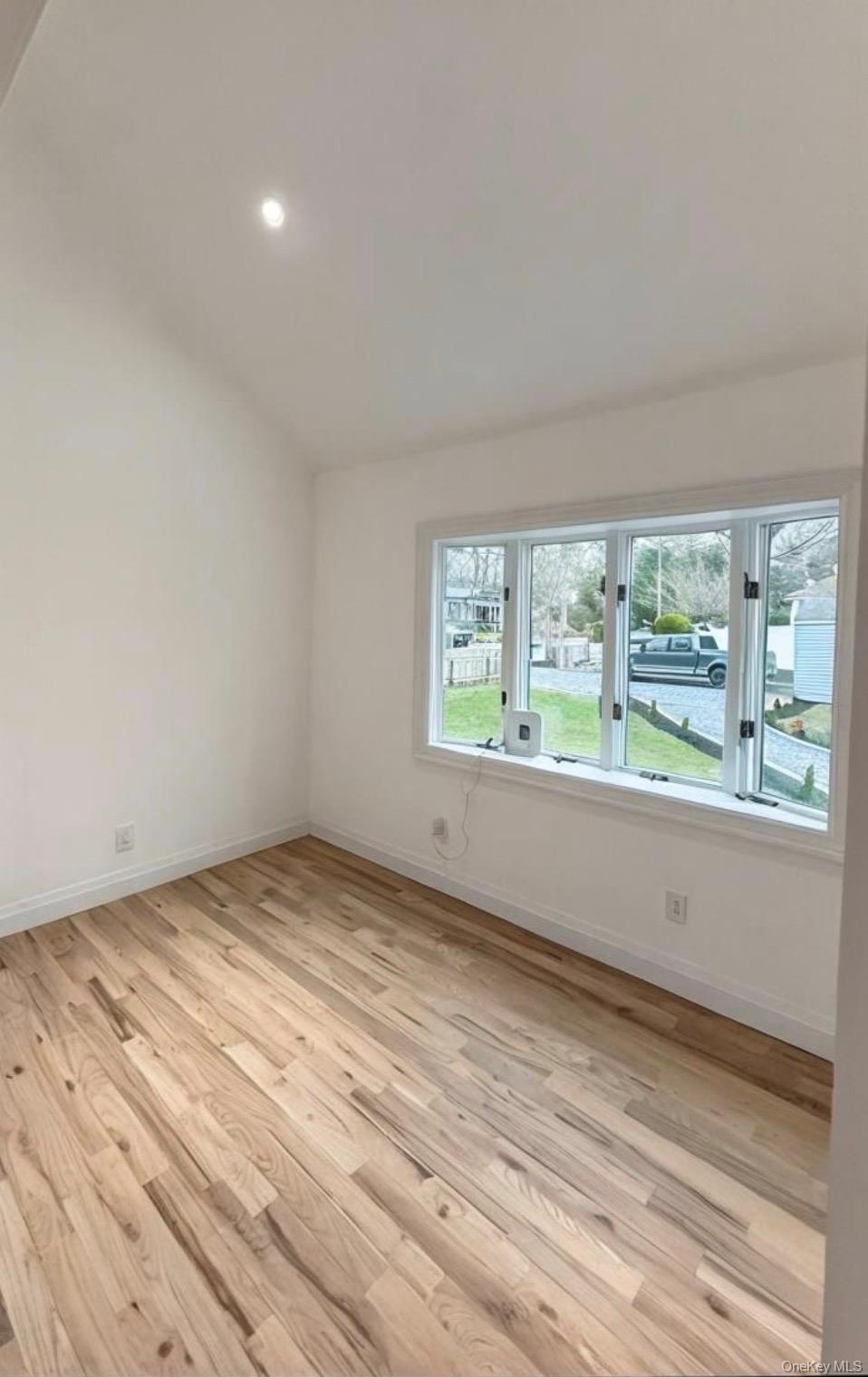 #8 photo, 30 Shell Road, সাফোক কাউন্টি Rocky Point , NY 11778