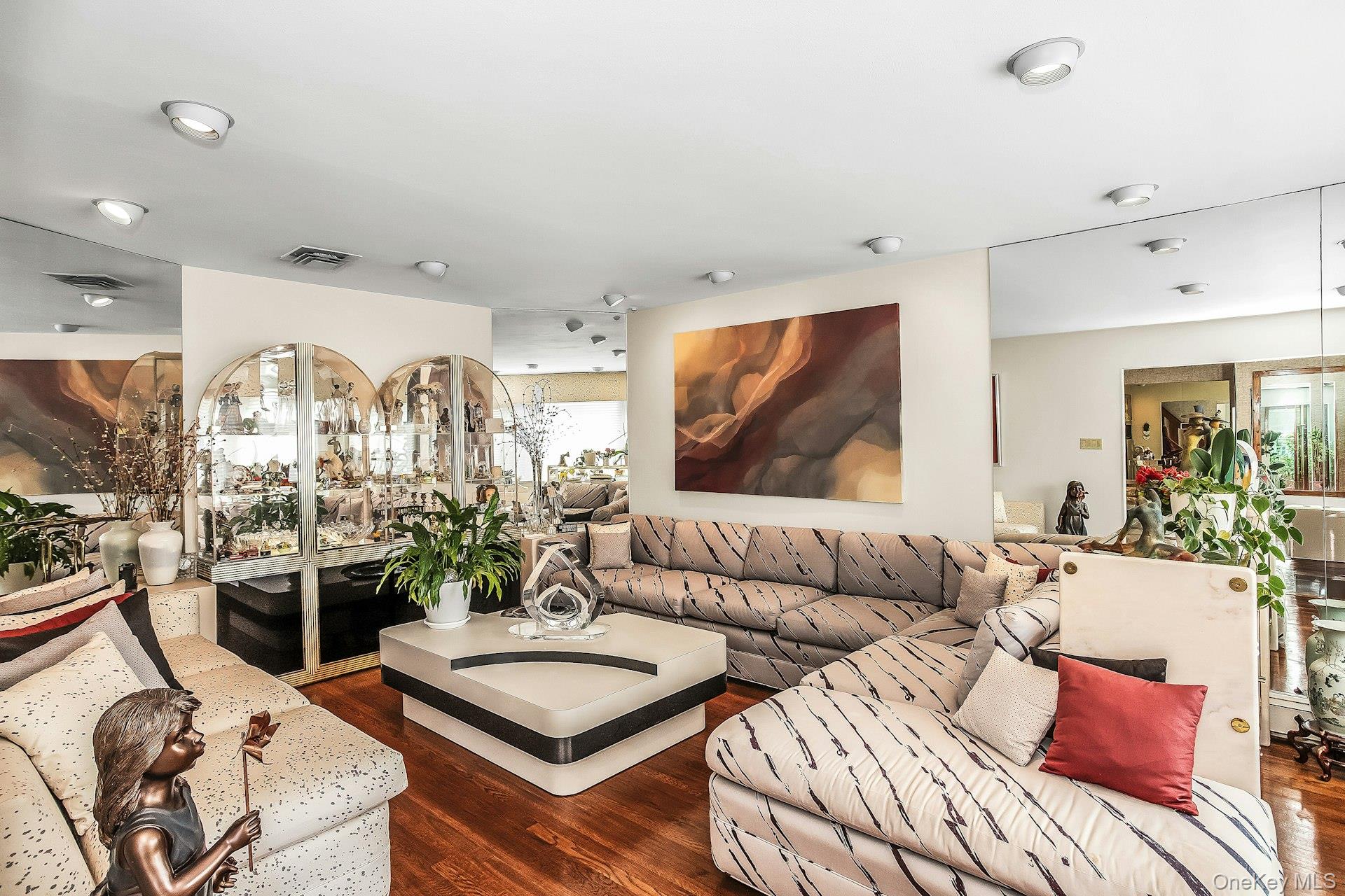 #6 photo, 5 Jan Lane, Нассау ‖ Woodbury , NY 11797