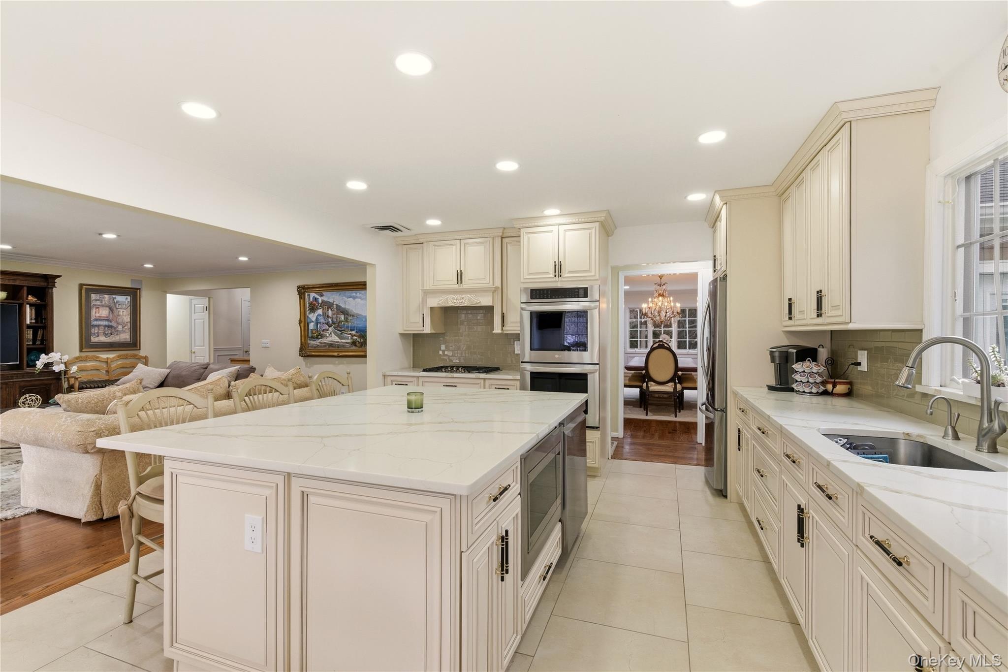 #14 photo, 23 Astro Place, Dix Hills , NY 11746