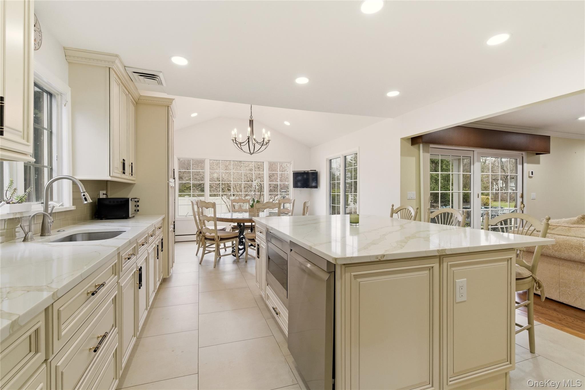 #15 photo, 23 Astro Place, Dix Hills , NY 11746