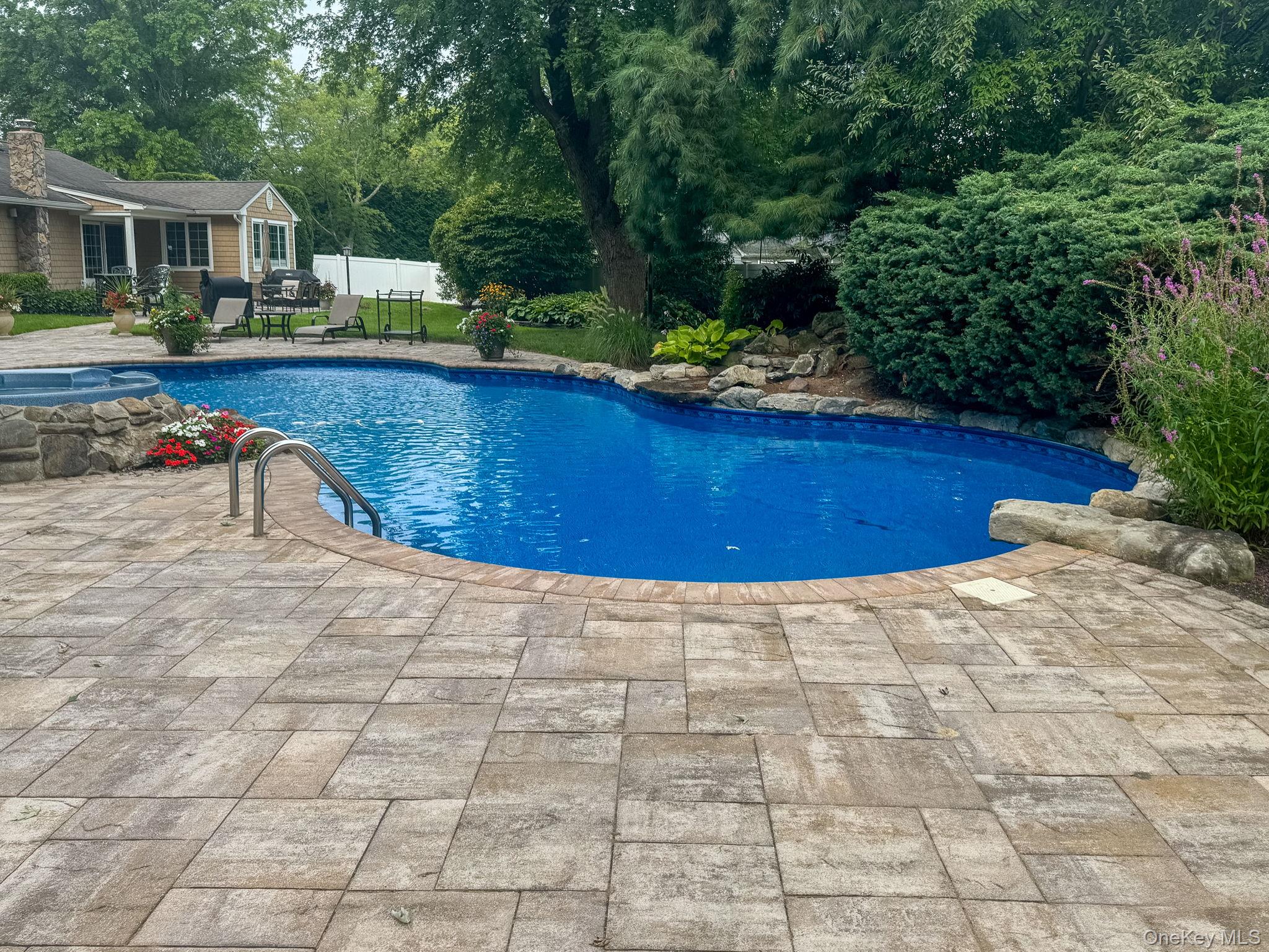 #2 photo, 23 Astro Place, Dix Hills , NY 11746