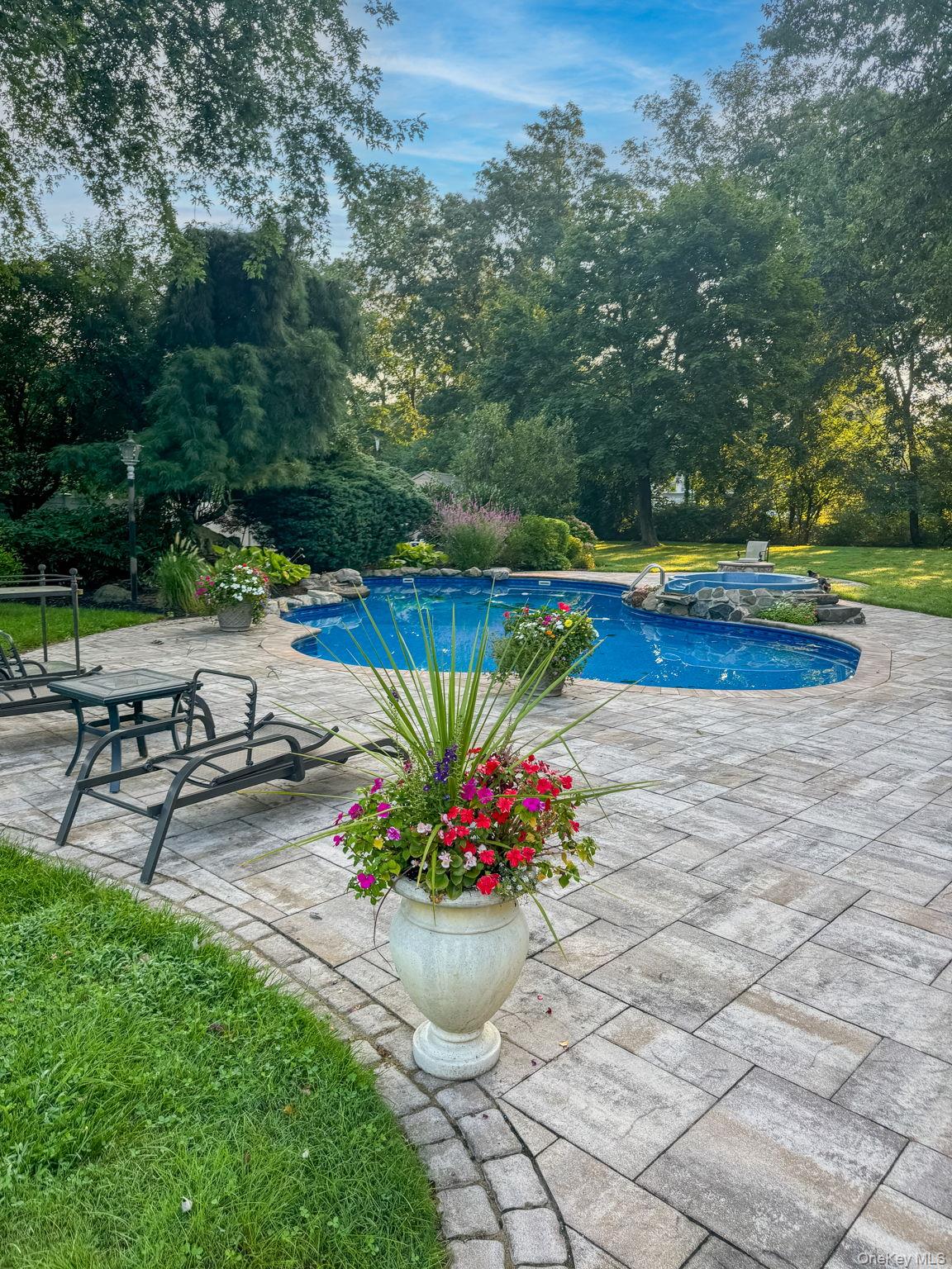 #4 photo, 23 Astro Place, Dix Hills , NY 11746