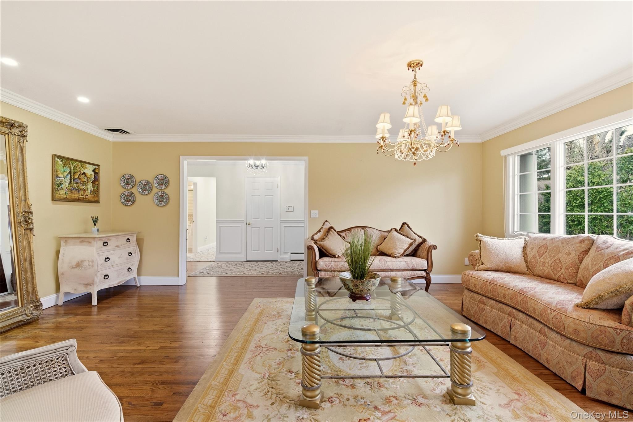 #8 photo, 23 Astro Place, Dix Hills , NY 11746