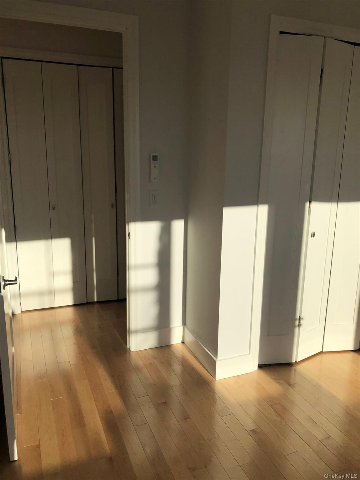 #4 photo, 1046 Jackson Avenue, كوينز Long Island City , NY 11101