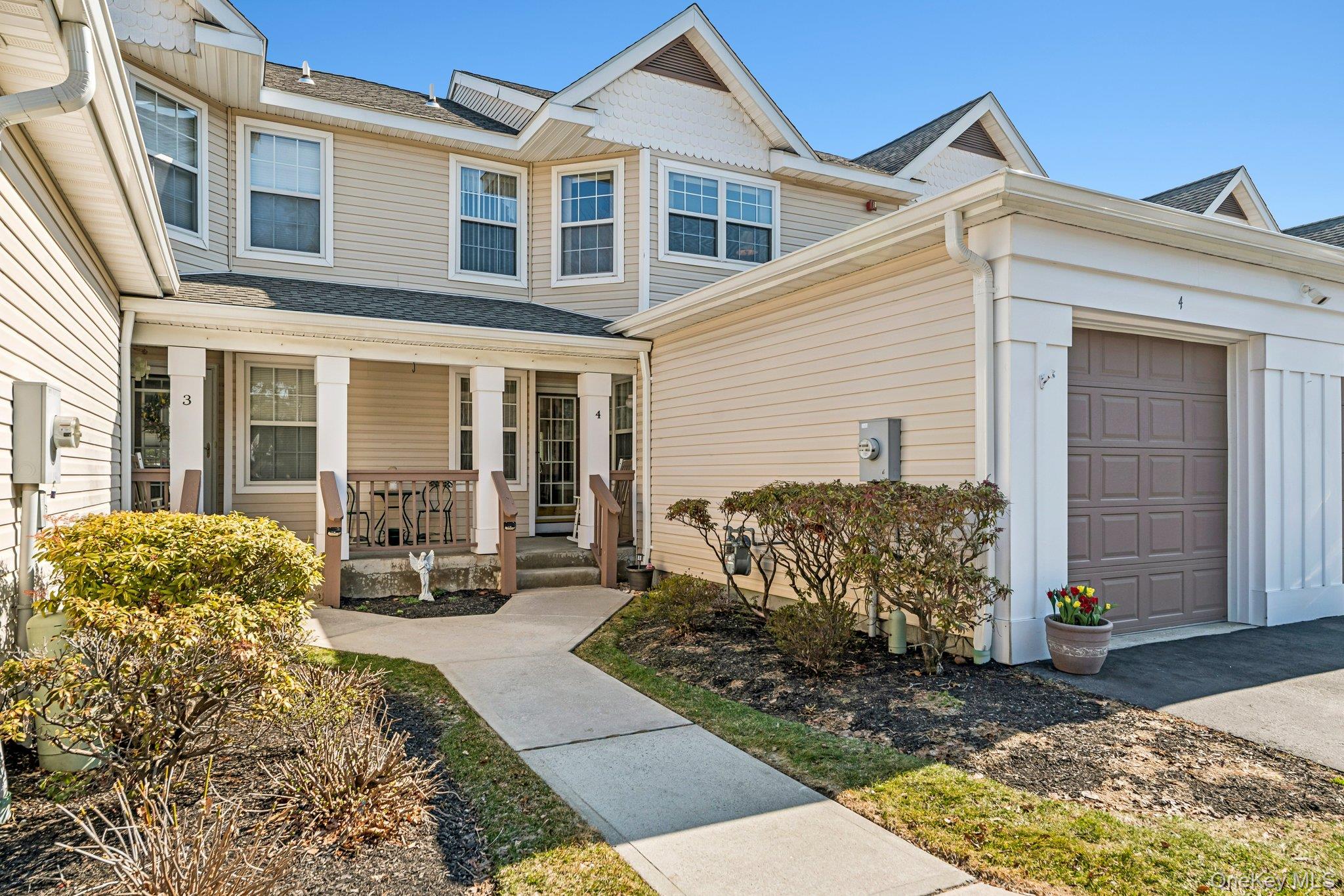 #4 photo, 4 Commodore Circle, 롱 아일랜드 Port Jefferson Station , NY 11776