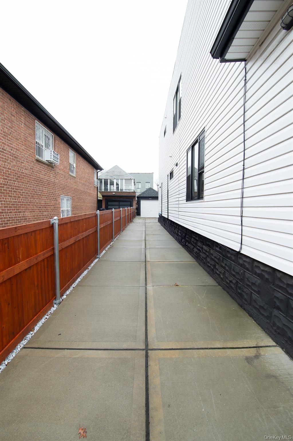 #17 photo, 445 E 46th Street, Brooklyn , NY 11203