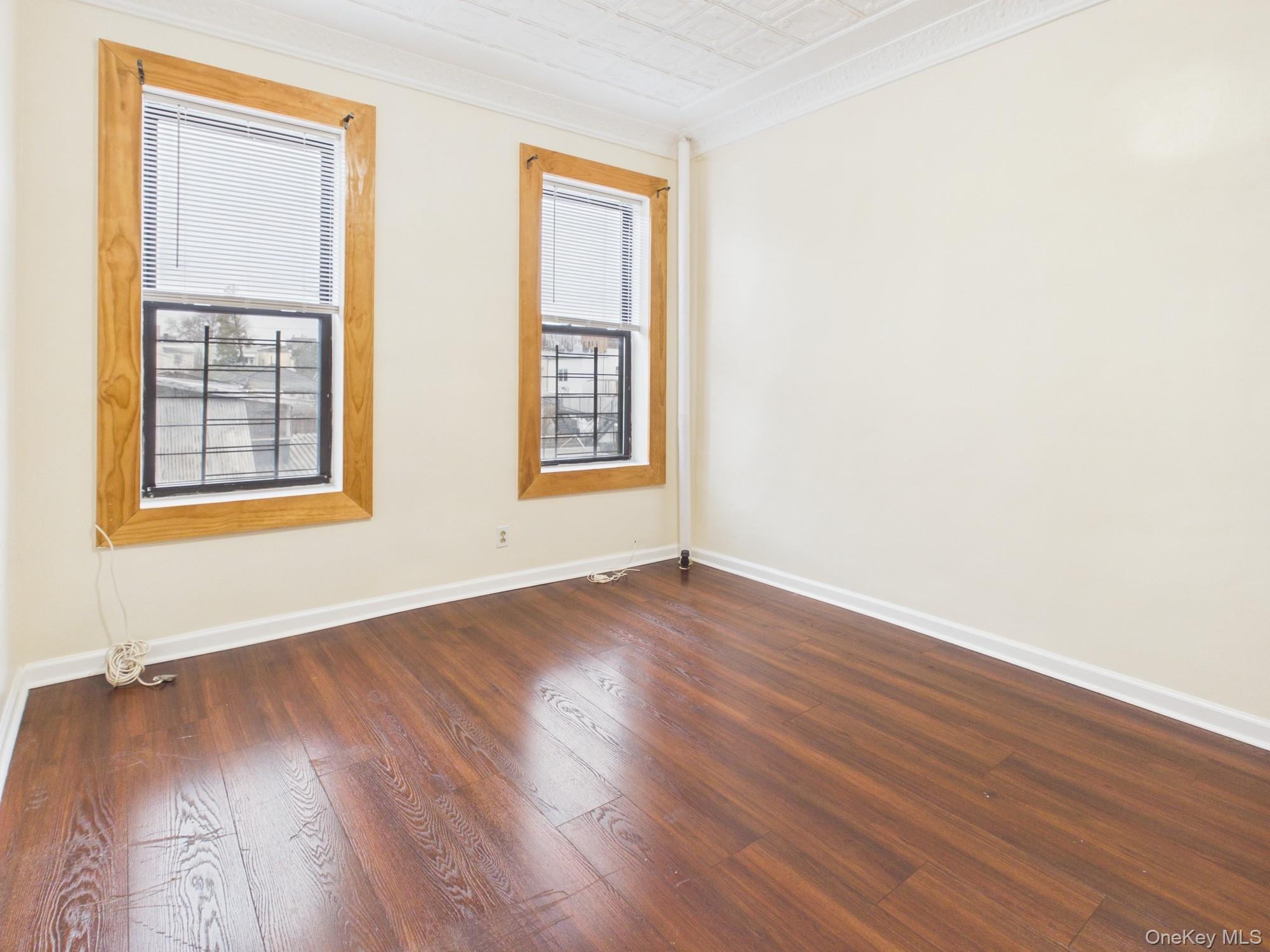 #17 photo, 2309 Westchester Avenue, ब्रोंक्स Bronx , NY 10462