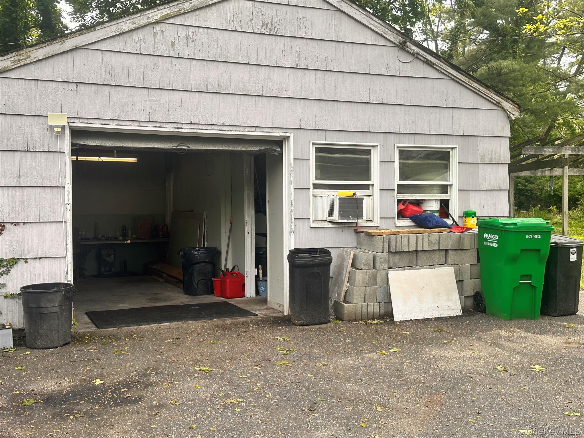 #14 photo, 140 Main Street, سوفولك East Setauket , NY 11733