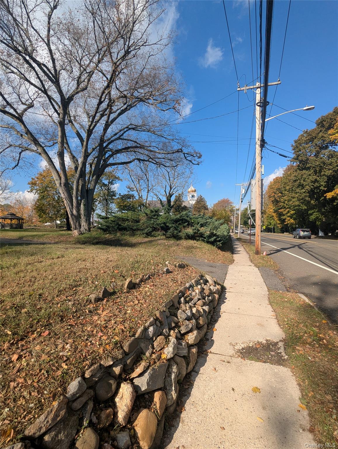 #19 photo, 140 Main Street, سوفولك East Setauket , NY 11733