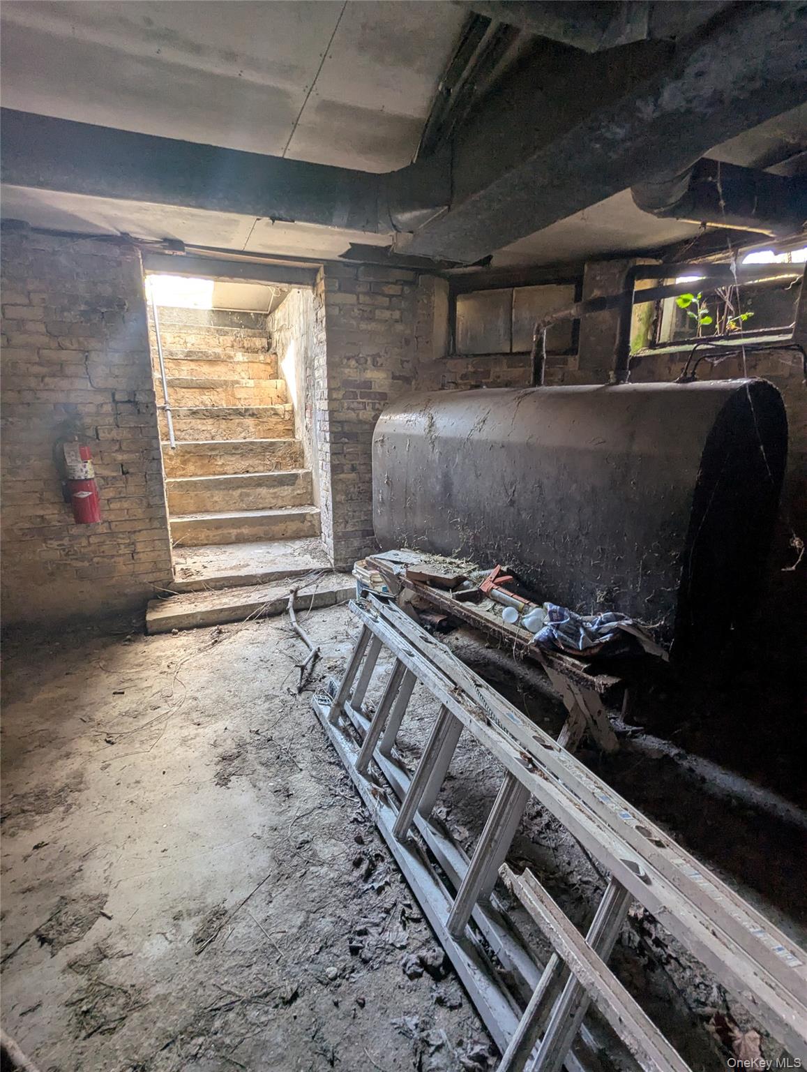 #9 photo, 140 Main Street, سوفولك East Setauket , NY 11733