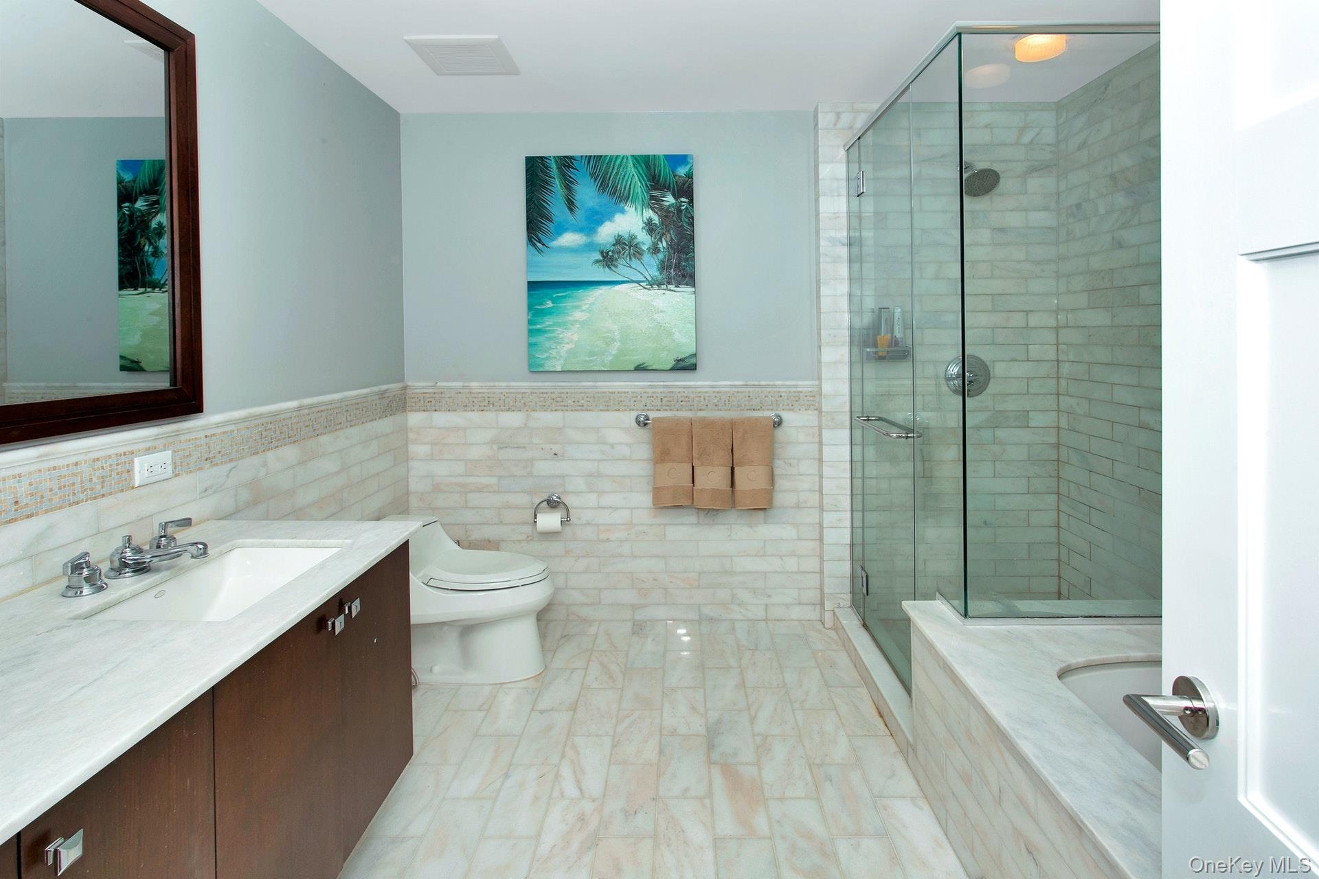 #11 photo, 1 Renaissance Square, White Plains , NY 10601