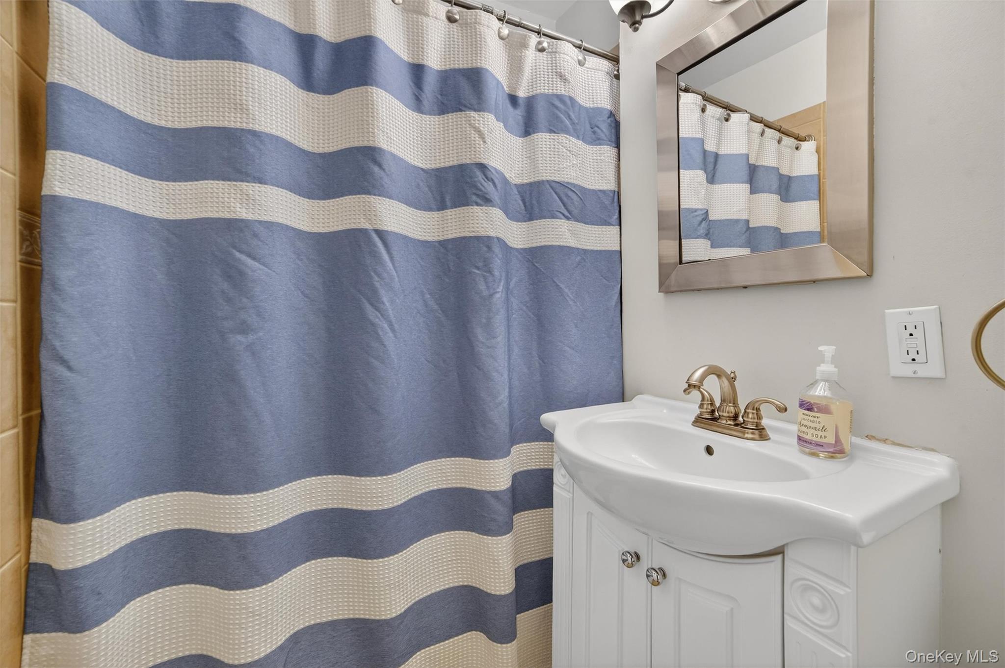 #20 photo, 120 E Hartsdale Avenue, Hartsdale , NY 10530