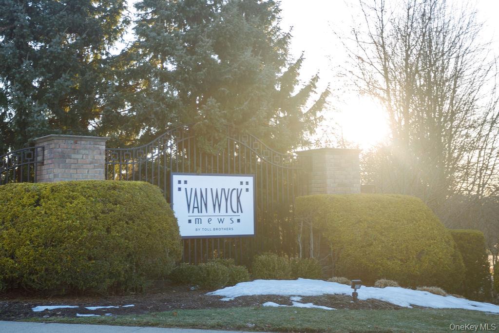 #1 photo, 919 Saratoga Lane, Fishkill , NY 12524