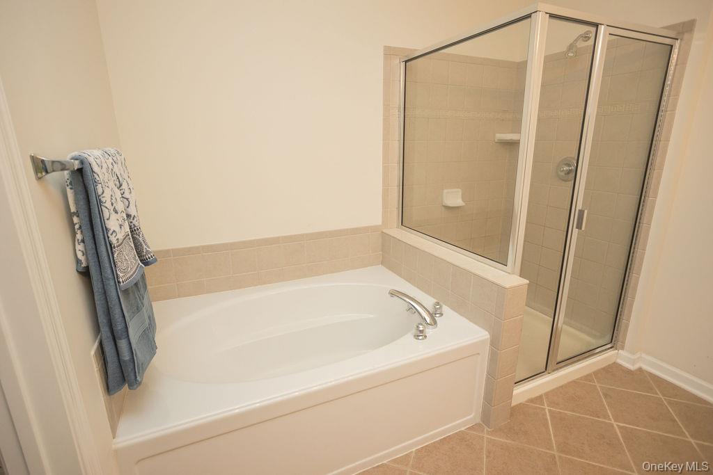 #20 photo, 919 Saratoga Lane, Fishkill , NY 12524