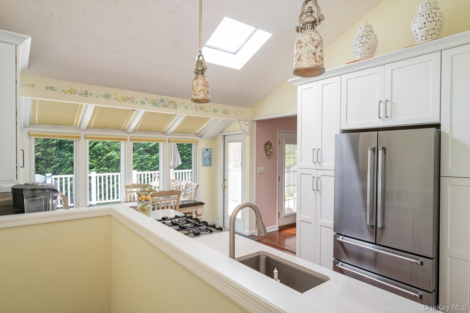 #18 photo, 9 Rockaway Place, 롱 아일랜드 Massapequa , NY 11758