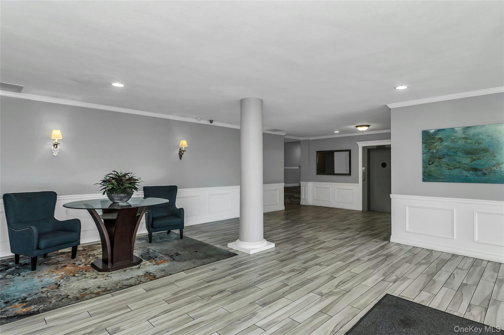 #2 photo, 315 Atlantic Avenue, East Rockaway , NY 11518